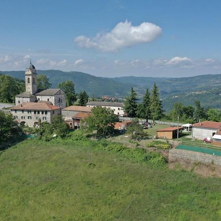 Casa Vacanze Mombarcaro Luaran gambar