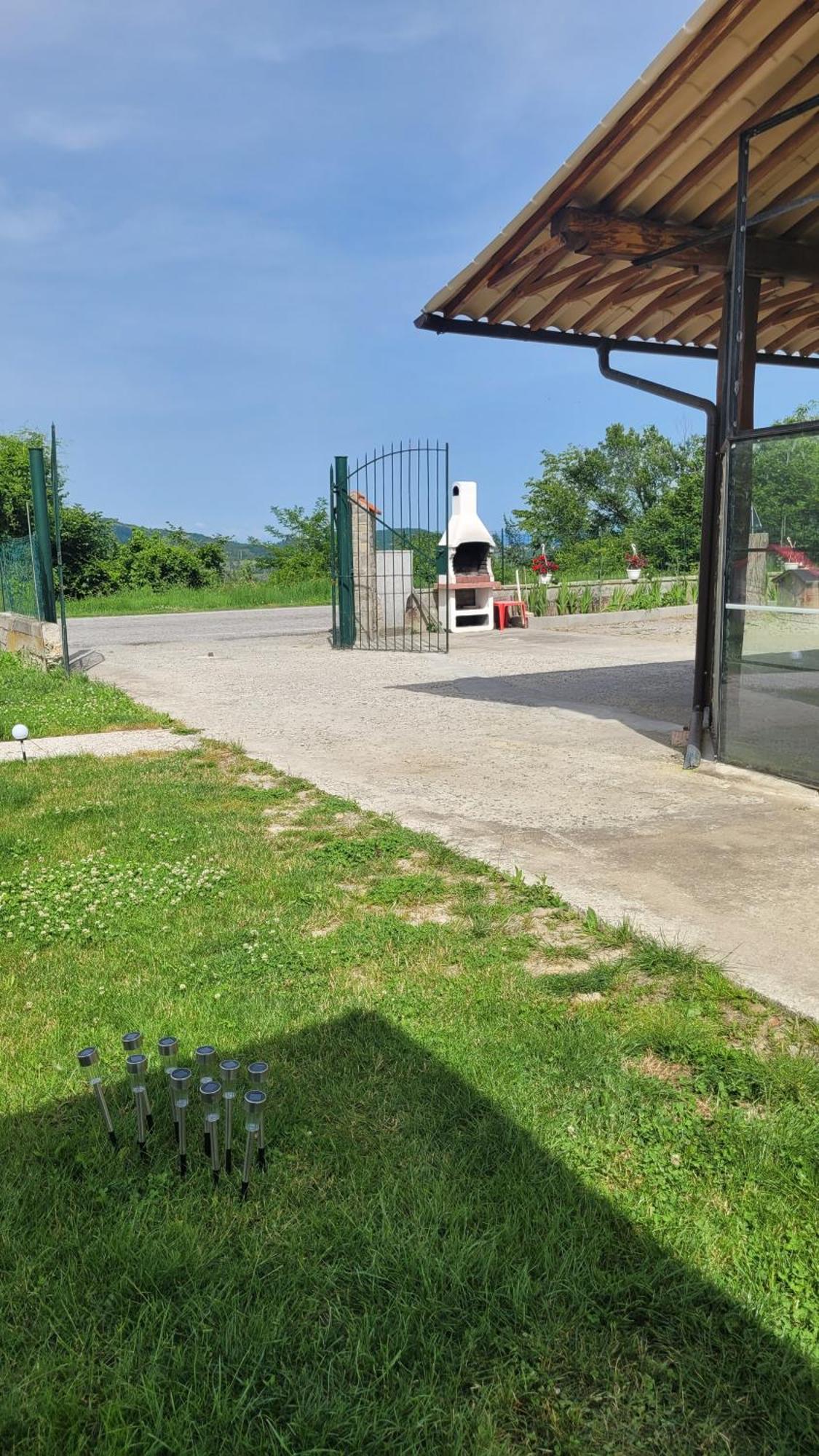 Casa Vacanze Mombarcaro Luaran gambar